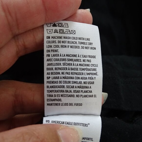 American Eagle Outfitters Black TShirt Super Soft Standard Fit Men Size S Casual - Picture 6 of 8